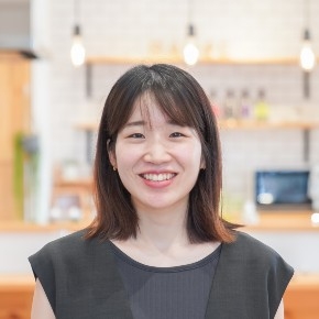 広報 山崎 智香