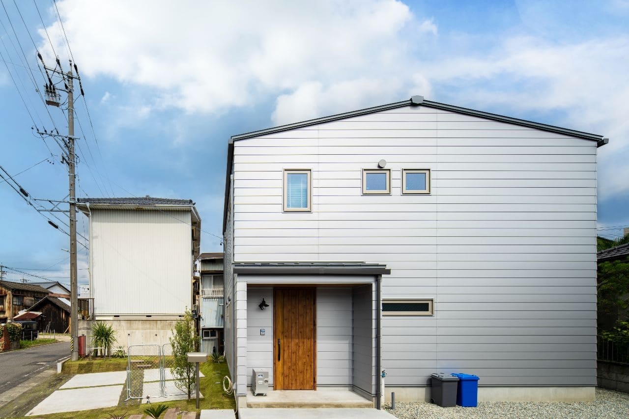 THE STYLISH HOUSE